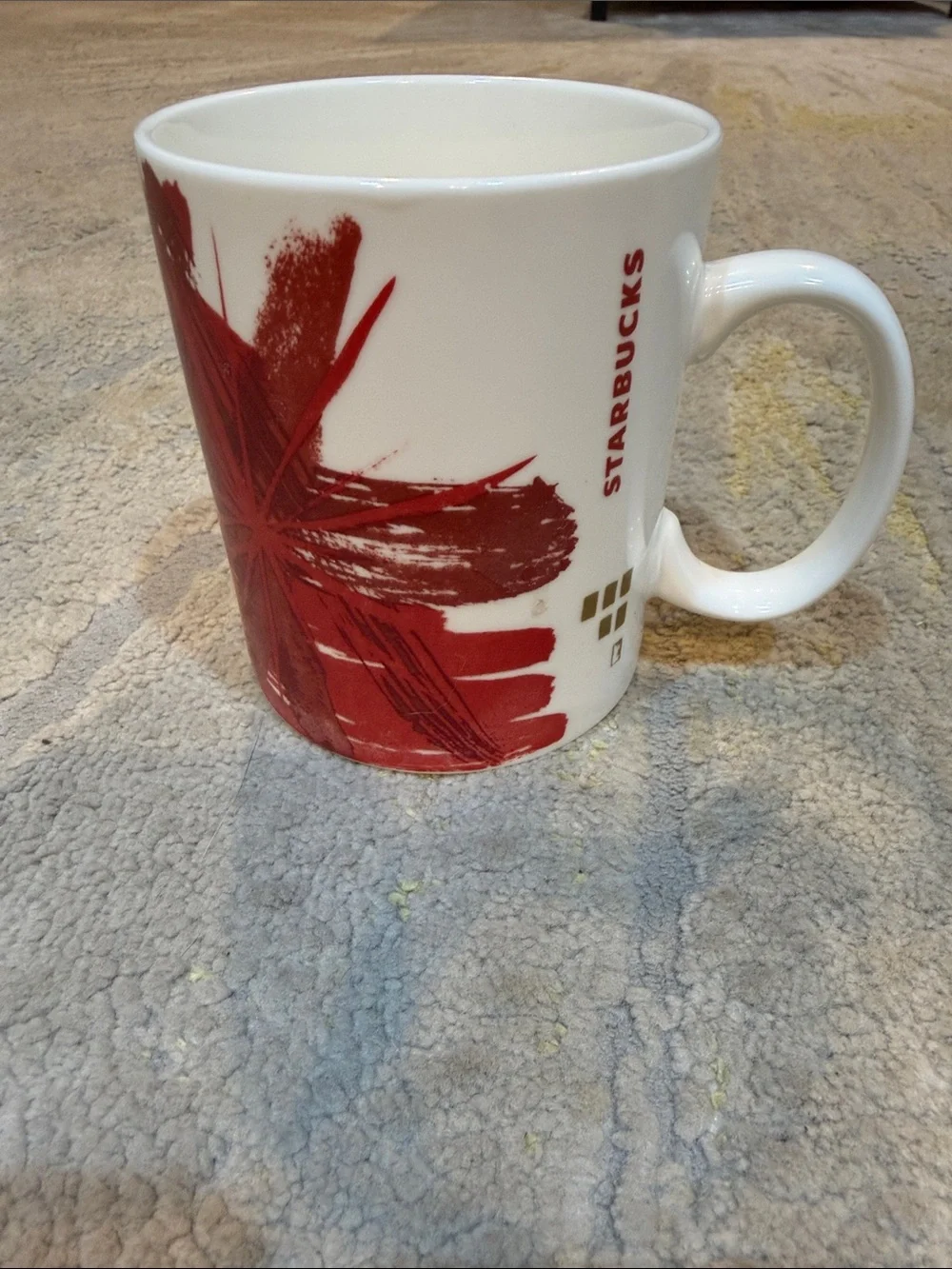 Starbucks Holiday Red Abstract Poinsettia Burst Coffee Cup Mug 12fl oz Vintage